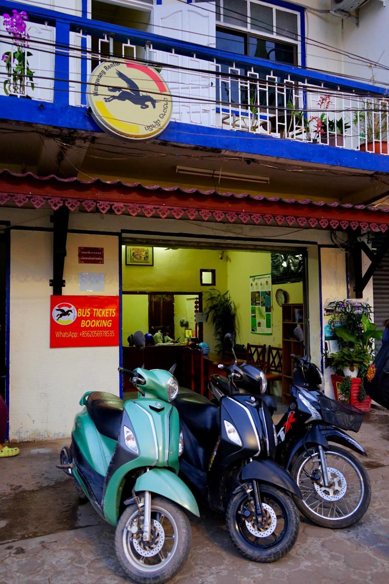 Kfg Guesthouse Thakhek Esterno foto